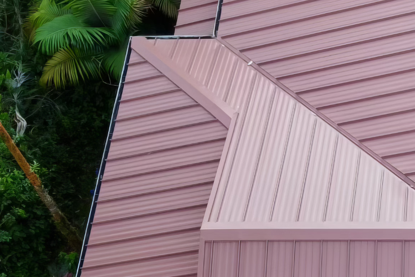 Standing seam metal roof installation on a Kailua-Kona Hawaii home